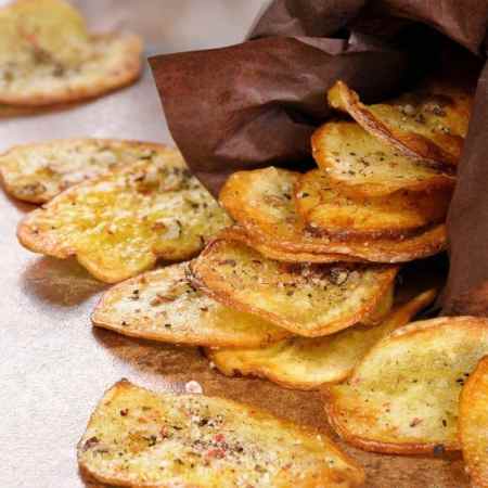 homemade chips with seasoning and flavor.