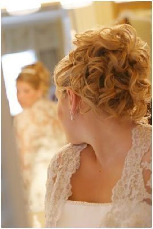 7 Gorgeous Hair Updos