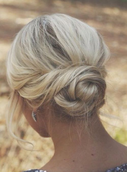 7 Hair Updos| Perfect for a Wedding