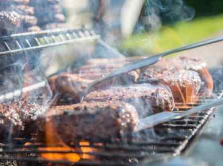 Brisket on the Smoker and the smell of chicken on the grill. There are really no words for this! What there is are 5 tricks to creating the best BBQ experience for your guests. 