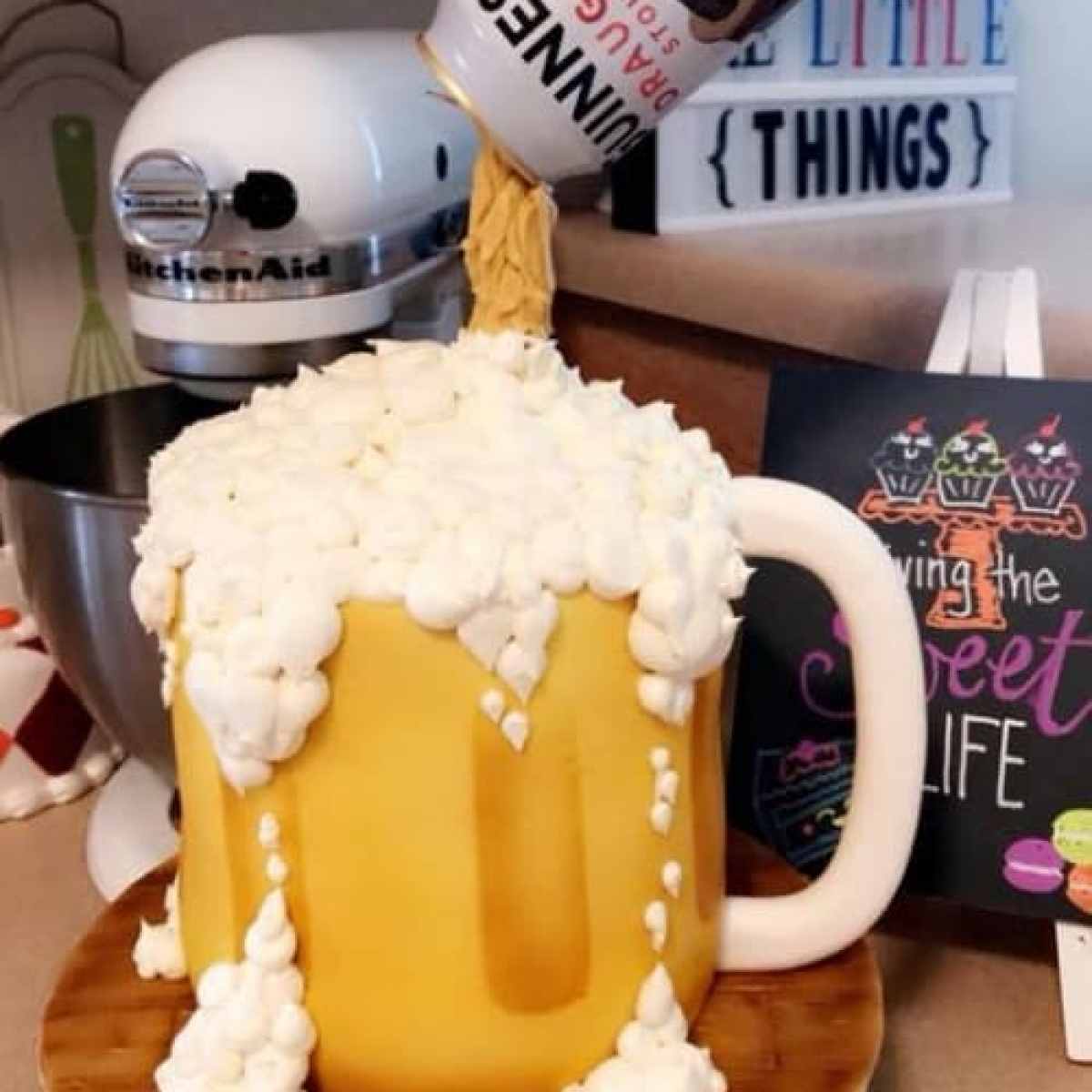 military birthday cake ideas Beer cake designs for guys! Perfect birthday cake for a soldier or marine! military birthday cake ideas.