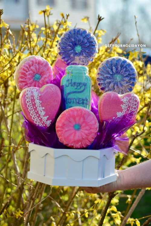 Cookies By Design Review | Gift for Mom