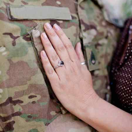 Sending love from across the miles to your deployed soldier? My American soldier was away many times and I always wanted to be sure to bring the cheer to him in all sorts of fun ways. www.getyourholidayon.com