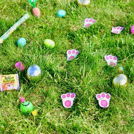 157 Memorable Easter egg Hunt prize ideas! Create a prize worthy egg hunt for all age kids. #Easteregghunt #Easter #Easterideas #Eastereggs