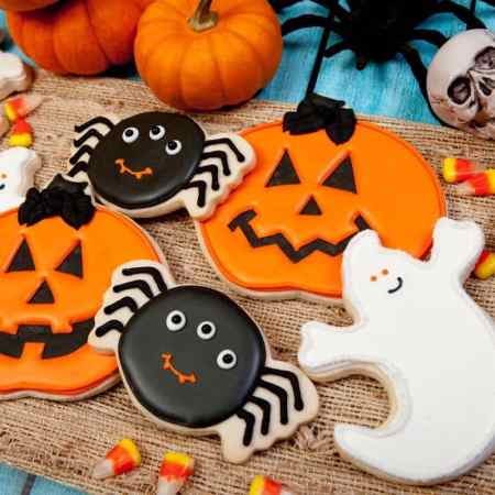 25 Halloween Cookies that taste so good!