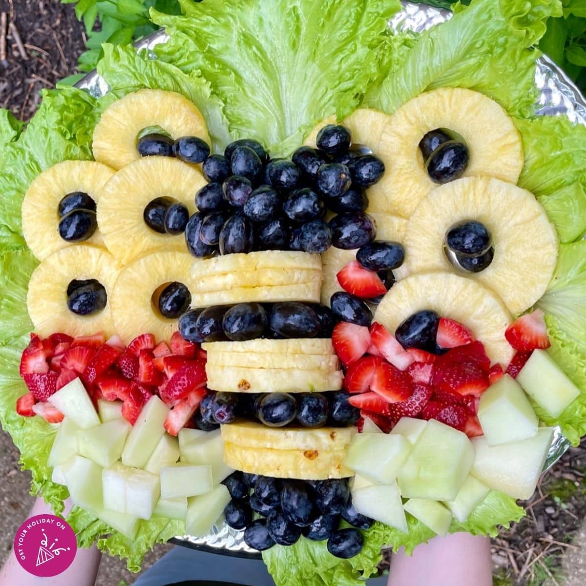 honey bee tray Bee fruit tray for party dessert and decor. #bees #fruittray #fruitplatter #beethemedparty