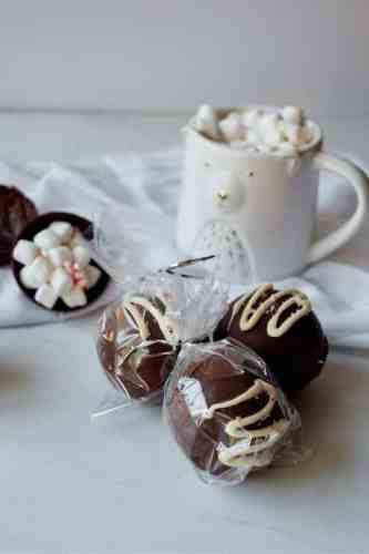 Easy Instant Pot Hot Chocolate Bombs!