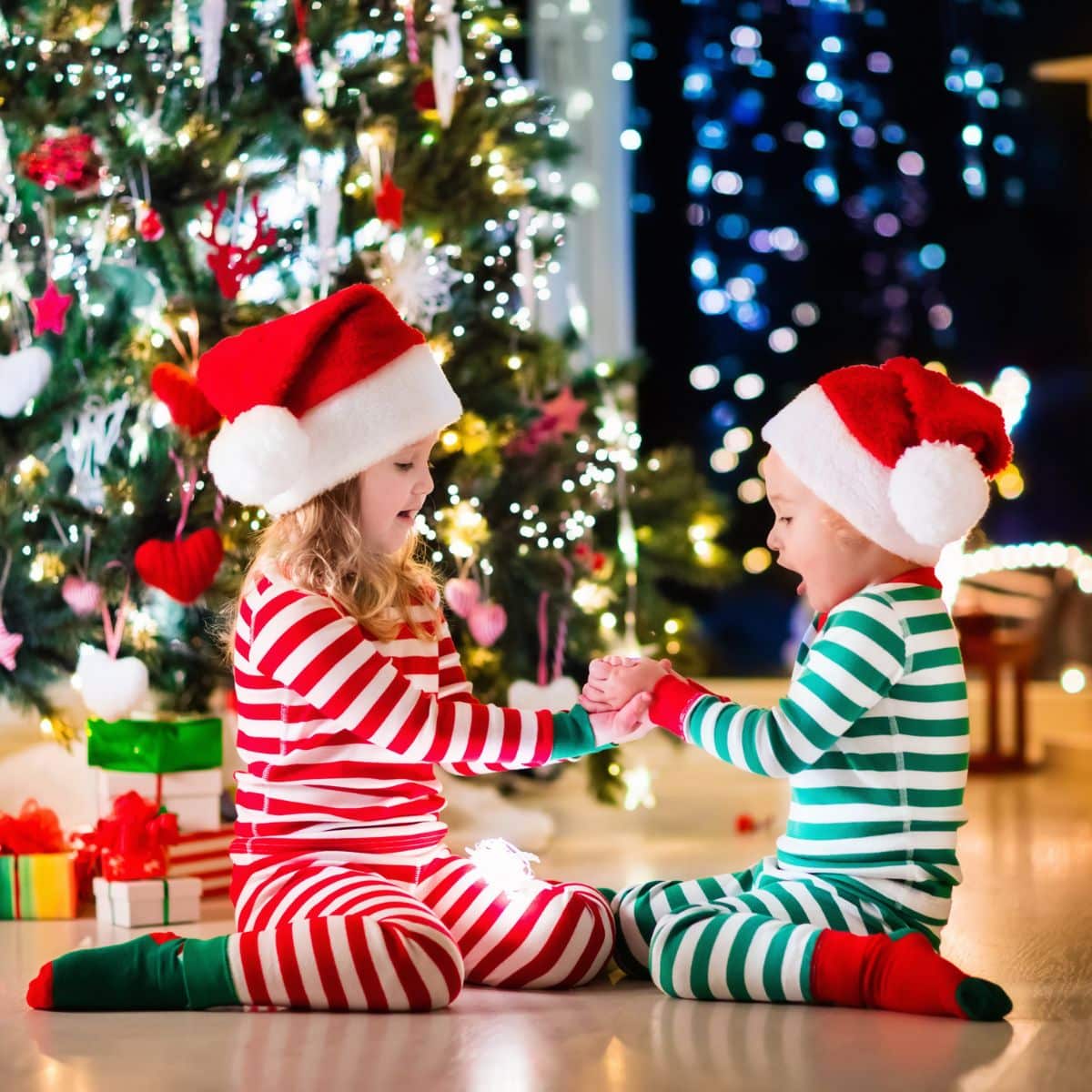 Kid's Christmas Gifts We've got some amazing Christmas gifts for kids! These ideas are sure to please both parents and kids! What is the best holiday gift for kids? We'll tell you!