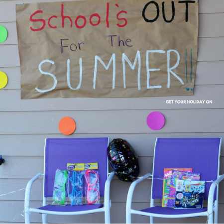 Last Day of School Signs for Kids #school #parents #teachers #momlife