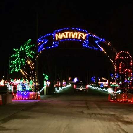 Northeast Ohio are you ready for the Magic of Lights at the Cuyahoga County Fairgrounds Review!? We had the opportunity to partner with the Magic of Lights again this year. Compare the two and check out our 2017 Magic of Lights review here! Driving through the Magic of Lights has become a yearly tradition for our family! #Ohio #northeastohio #magicoflights #christmaslights