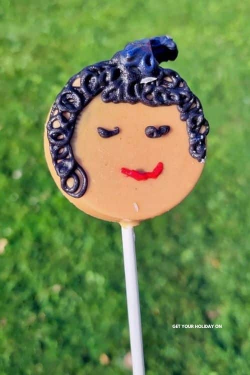 Mary Sanderson Cookie Mary Sanderson (Kathy Najimy) cookie.