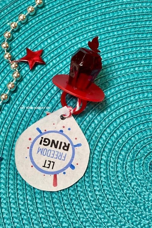 Let Freedom Ring Free Printable Let freedom ring free printable for party favors for a patriotic party.