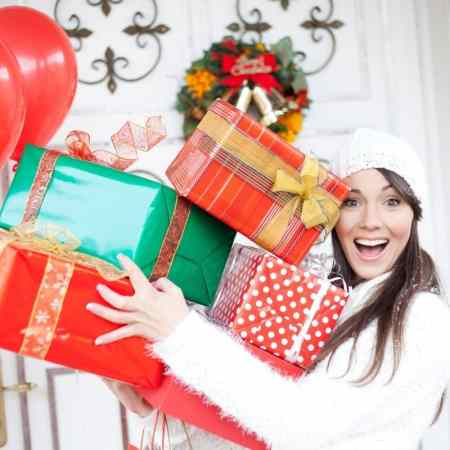 Shopping gift guide for family members.