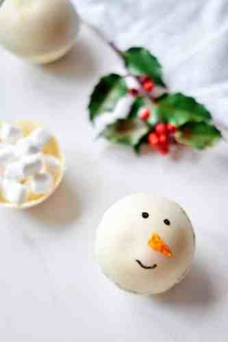 snowman white chocolate hot chocolate bombs.