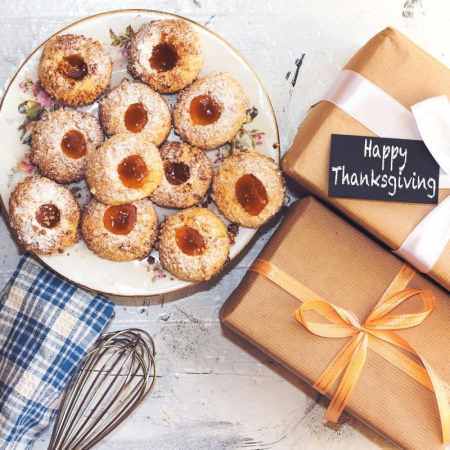 Best Thanksgiving prizes to hand out at a party!