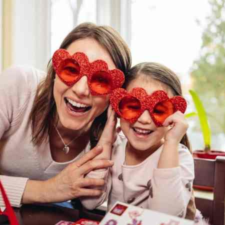 valentines day crafts for kids to do at home.